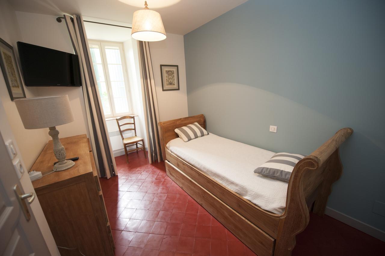 B&B Chateau Ciceron Ribaute Esterno foto